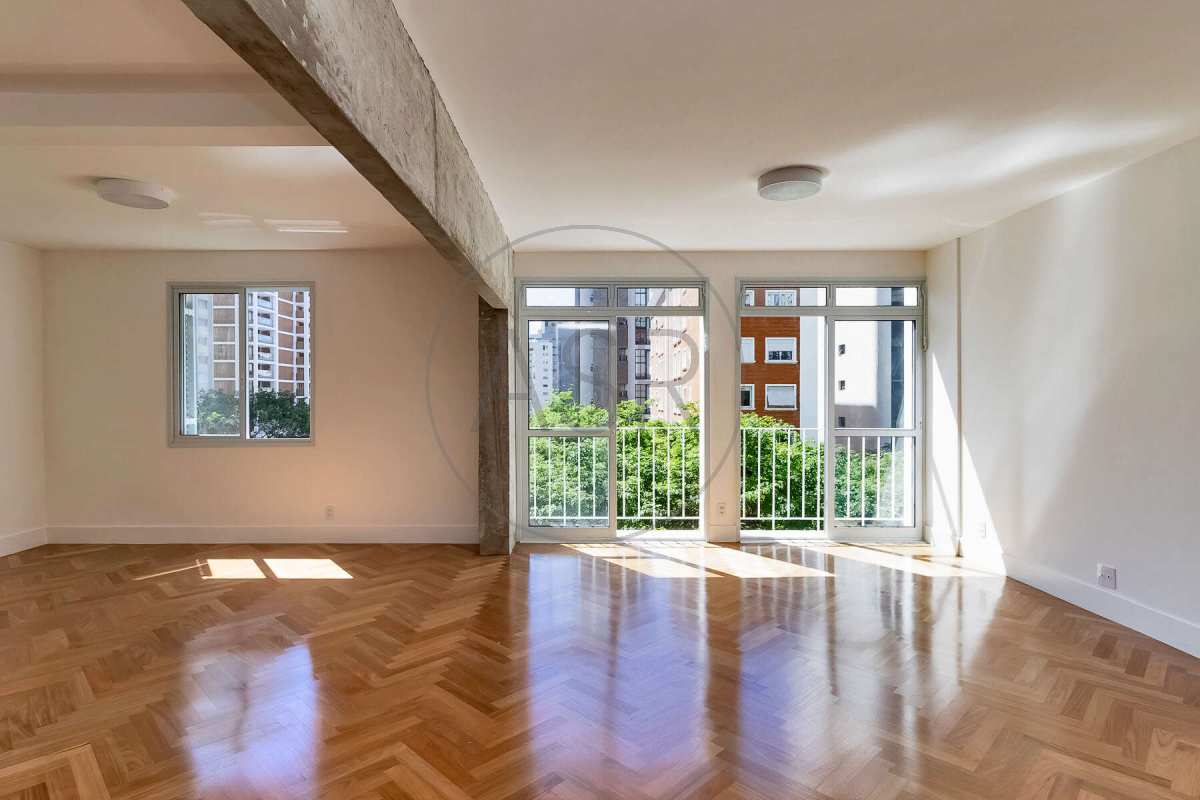 Apartamento à venda, no Edificio Solar dos Jardins em São Paulo, Jardim América, com 2 quartos, 143m²