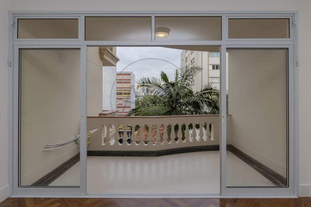 Apartamento de 177m² com 3 quatos suites, a venda na Rua Piaui, Higienópolis, SP.